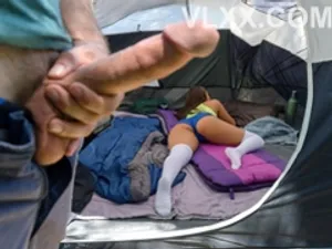 Chơi với cô bạn gái ngực khủng thật là thú vị và hấp dẫn. Thật là thú vị và phấn khích.